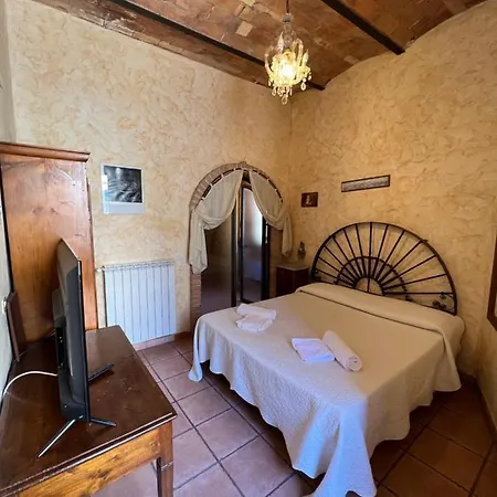 Affittacamere Licenza N.1 Presso La Magica Torre Pitigliano Exterior photo