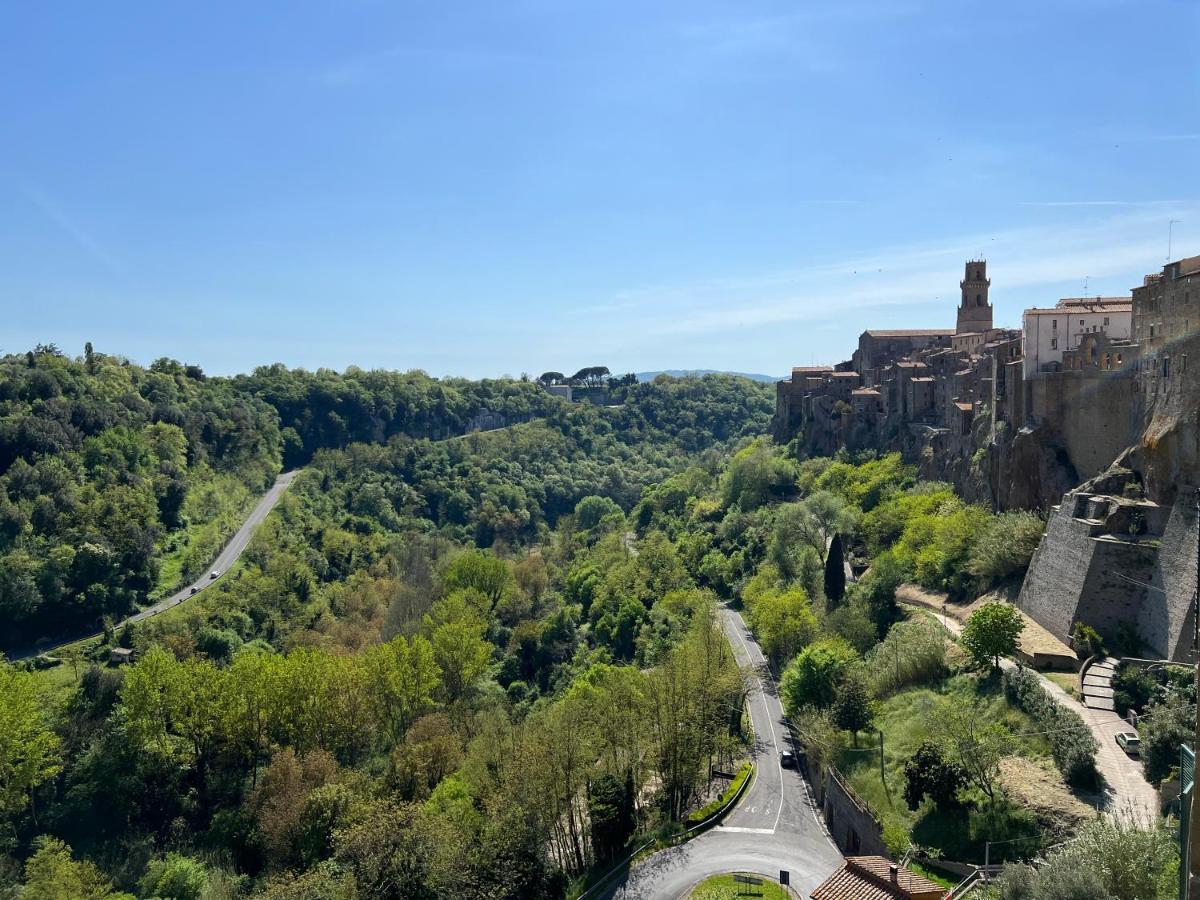 Licenza N.1 Presso La Magica Torre Pitigliano